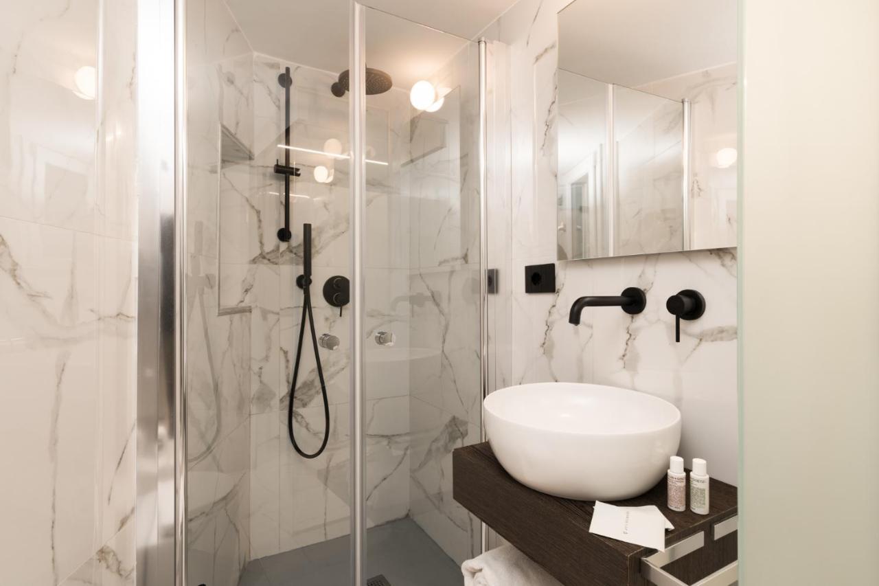 The Grey Otel Napoli Dış mekan fotoğraf